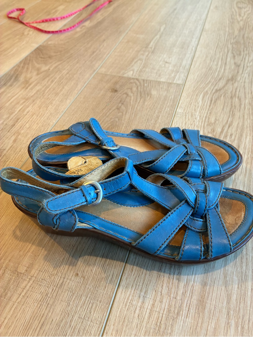 B.O.C Blue Leather Slingback Sandals ankle strap criss cross toe comfort wedge 8